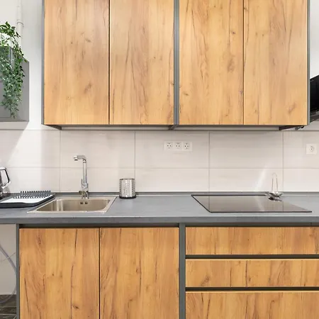 Sz63 Szondi Apartman
